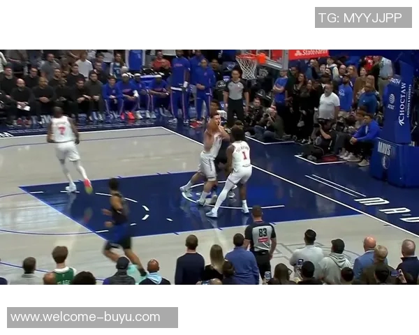 加福德19分钟高效表现5投4中贡献9分8篮板2盖帽展现实力