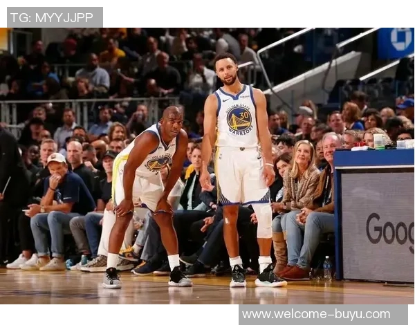 无罚球情况下得分25分以上并送出10次助攻的球员榜单揭晓库里领衔保罗紧随其后