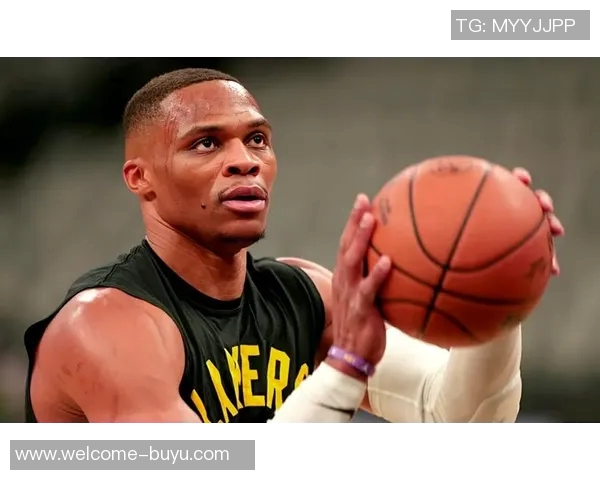 全能战士威少独领风骚成篮板助攻三分王者的唯一球员 全能战士威少独领风骚成篮板助攻三分王者的唯一球员